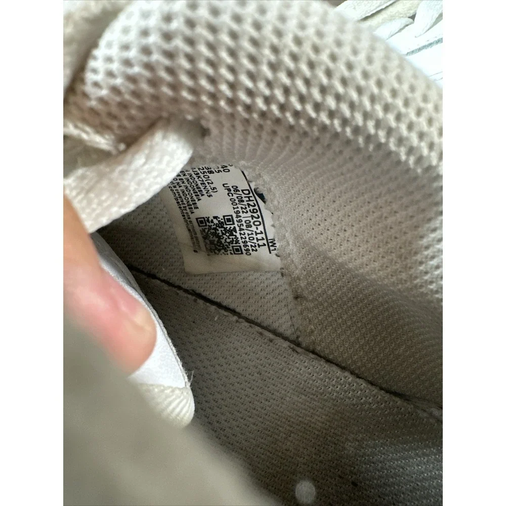 Nike this shoes